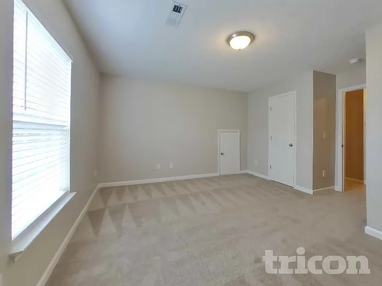 3001 Deer Trail Dr — Photo 13