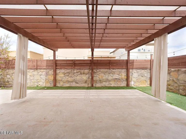 11629 Grotto Bay Ct — Photo 19