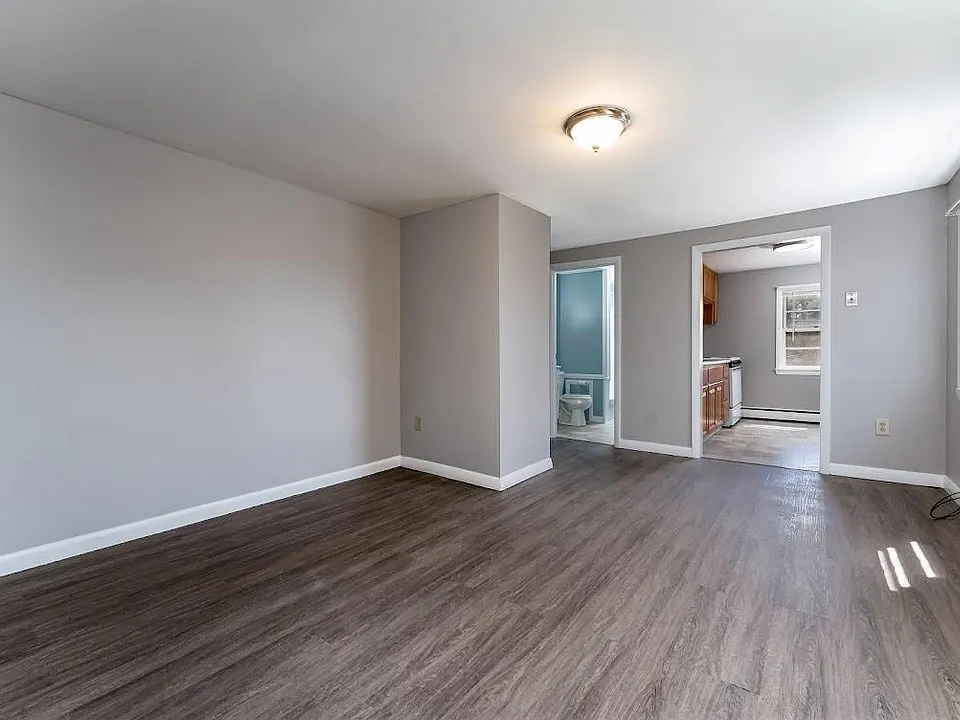 139 Cony St #7