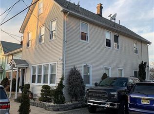 34 Grant Ave, Carteret, NJ 07008