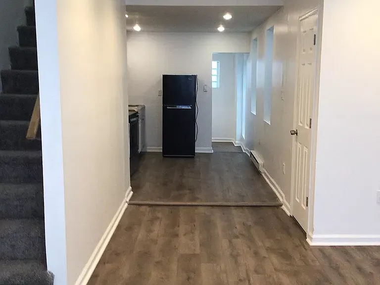 2410 N Chadwick St — Photo 5
