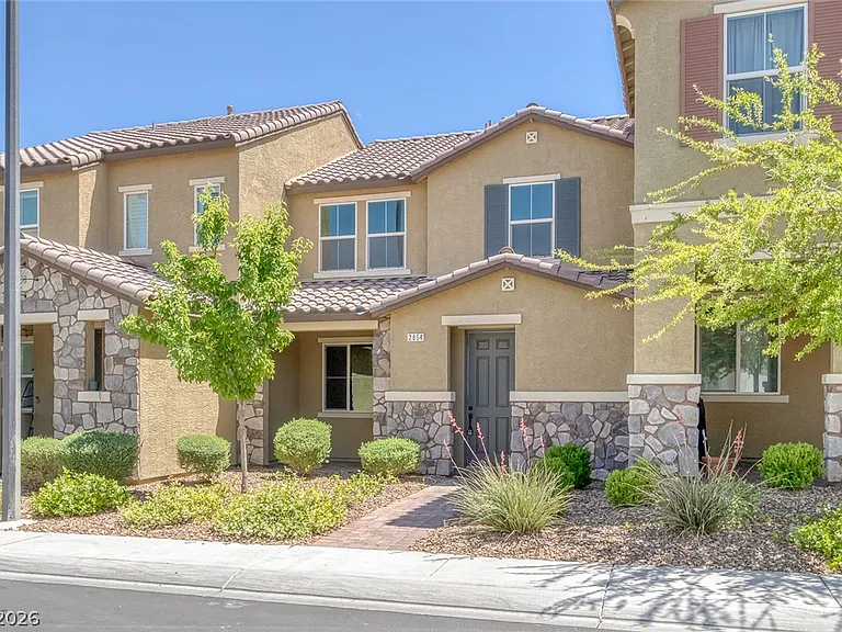 2854 Starling Summit St — Photo 3