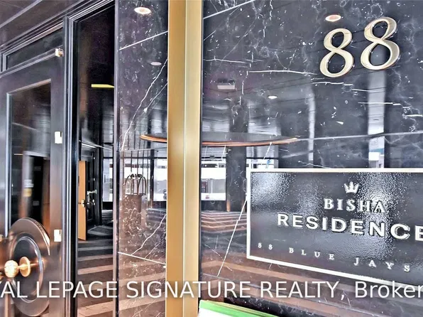 88 Blue Jays Way, Toronto, ON