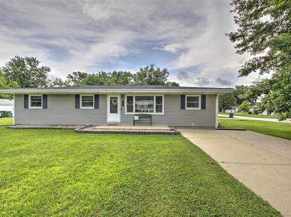 4613 E Hayden Dr, Decatur, IL 62521
