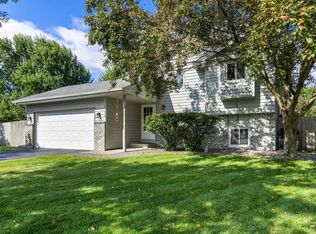 12173 Martin St NW, Coon Rapids, MN 55448