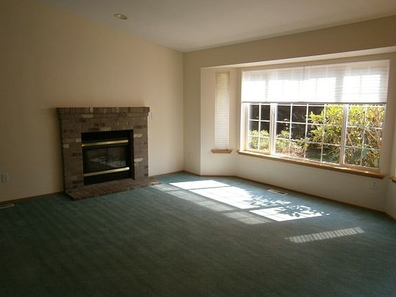 5th image of 9415 219th Street Ct E