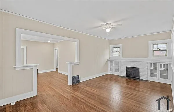 3 bed, 1324 sqft, $1,449 — Photo 3