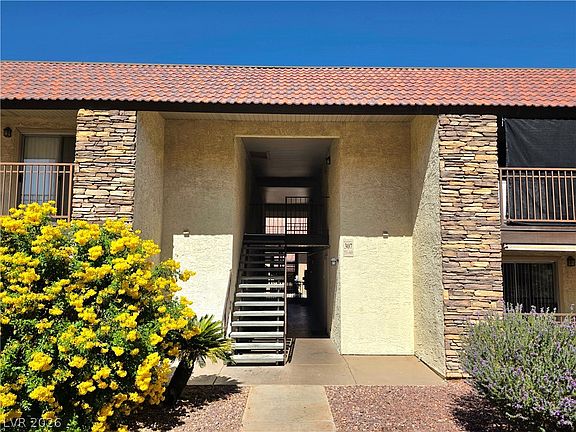 3rd image of 4470 Sandy River Dr Unit 54