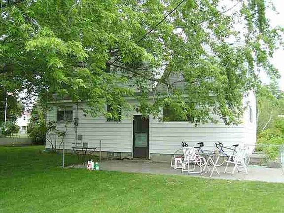 2nd image of 719 Symons St