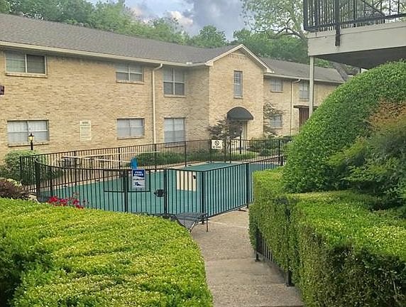 2nd image of 7720 Royal Ln #116