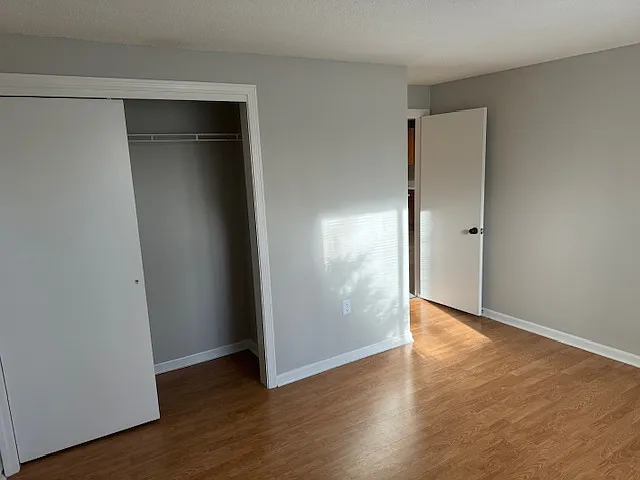 Building Photo - 12 Bates Ln #7