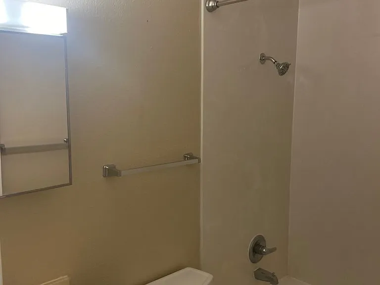 1611 Cottonwood Dr — Photo 15