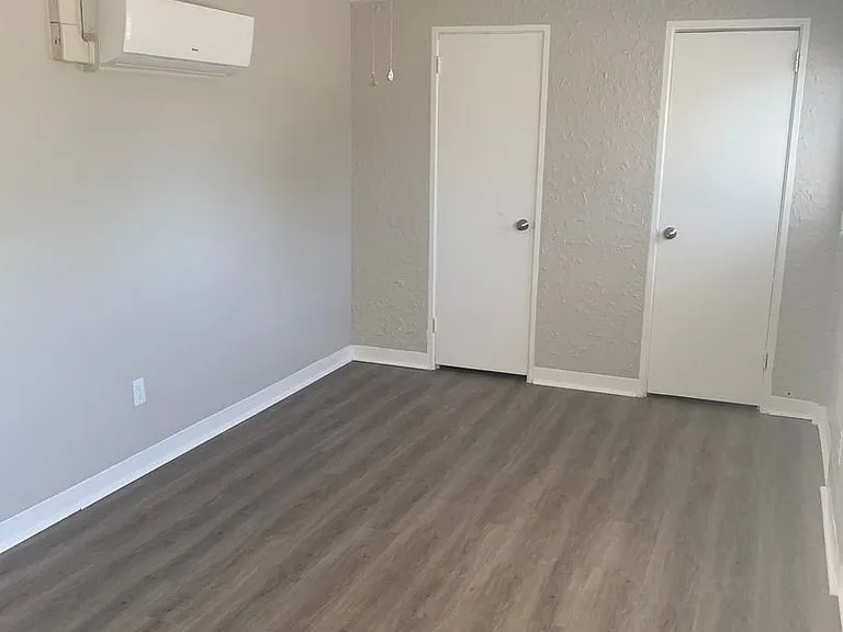235 W Pike St — Photo 5
