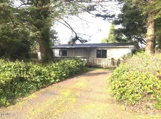 249 SE Neptune Ave, Lincoln City, OR 97367