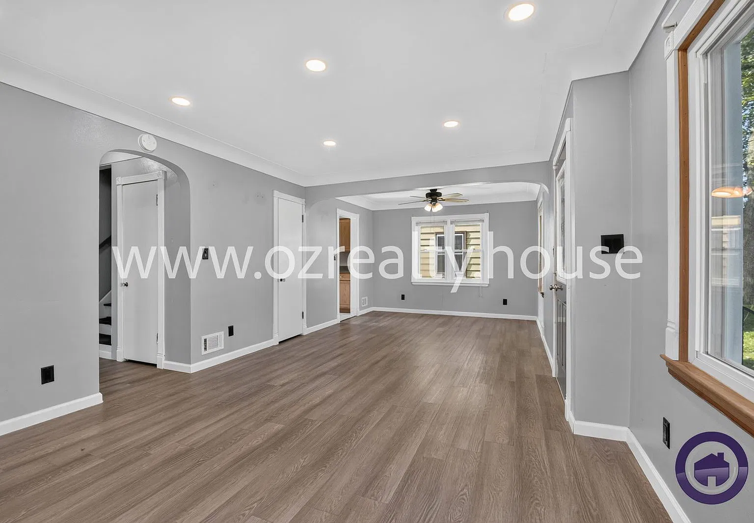 3 bed, 1.5 bath, 1104 sqft, $1,590 — Photo 4