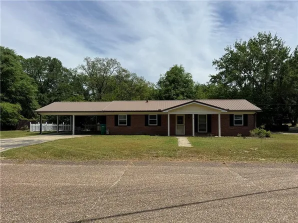 14 Lafayette Dr, Saraland, AL 36571