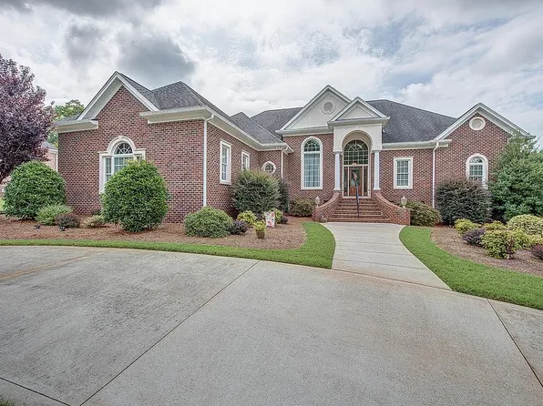 6011 Deas Dr, Belmont, NC 28012