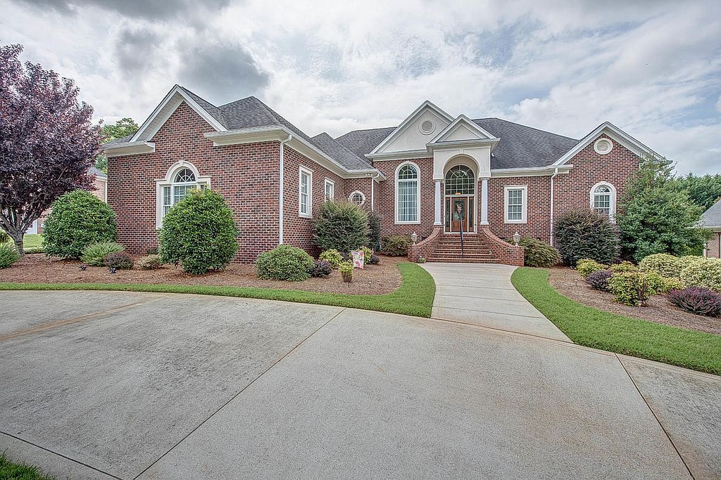 6011 Deas Dr - Property Image