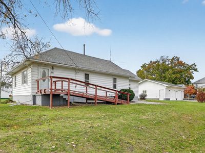 801 Walnut St, Melcher Dallas, IA, 50163