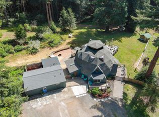 350 Burnt Stump Ln, McKinleyville, CA 95519