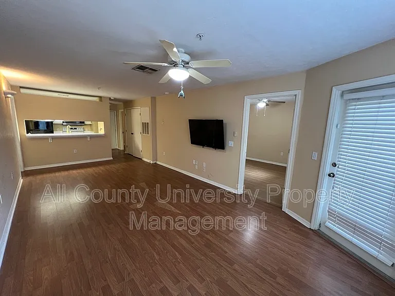 4000 SW 23rd St #6104 — Photo 1