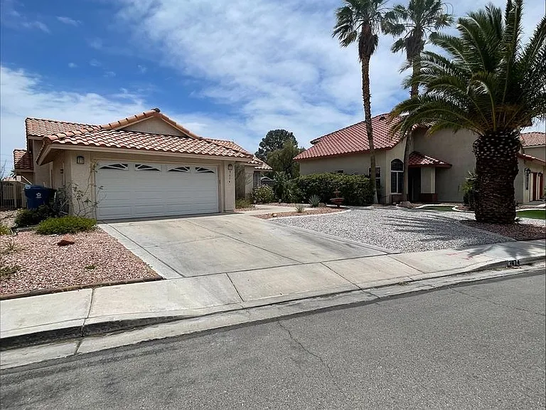 3674 Soothing Surf Dr — Photo 3