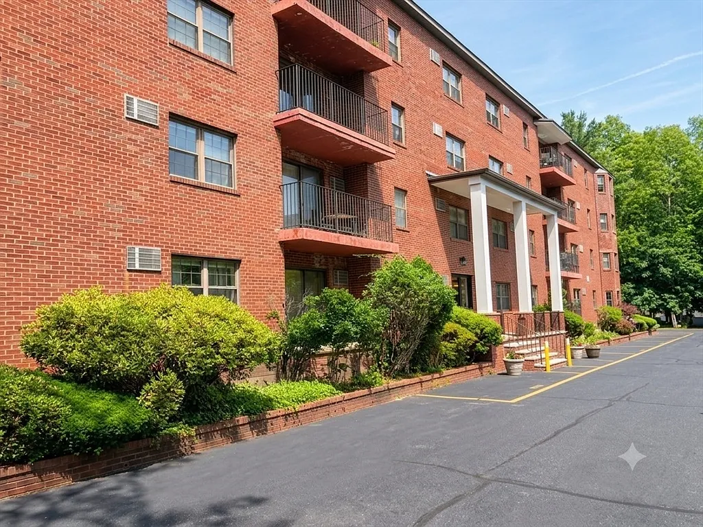 2 bed, 2.5 bath, 989 sqft, $3,200 — Photo 3