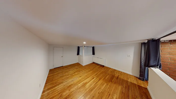 Rented by AZ REALTY NYC LLC | media 17