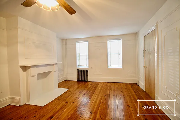 Rented by Grand & Co. | media 21