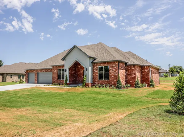 1451 Mabelle Dr, Sapulpa, OK 74066