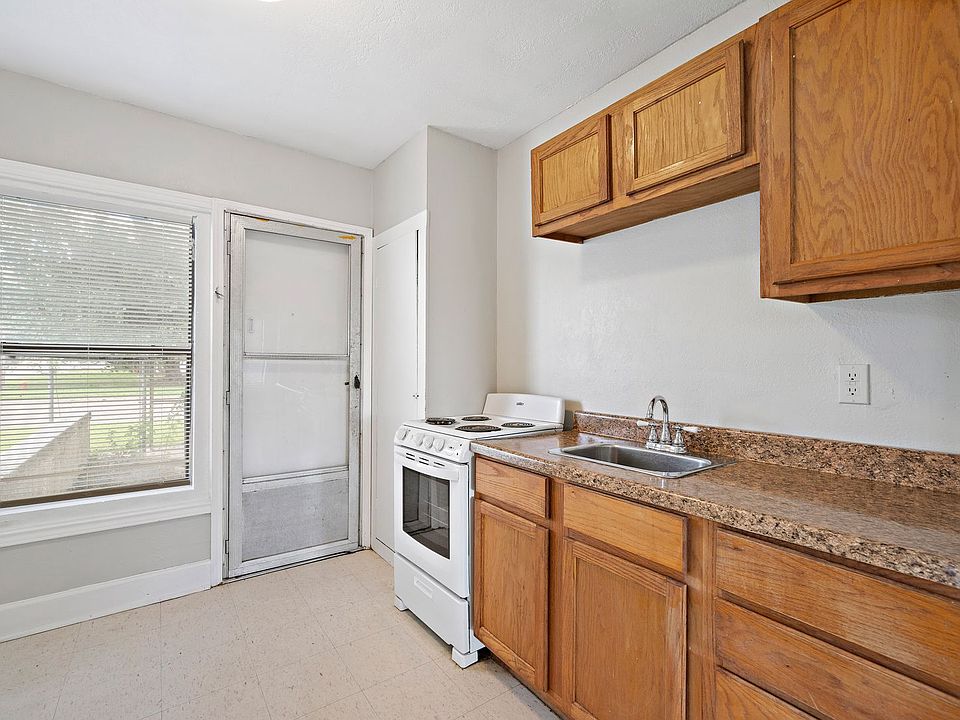 Donna's Corner 814 3rd Ave N Texas City, TX Zillow Apartments for