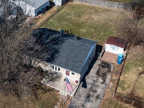 2nd image of 5833 Willaston Dr
