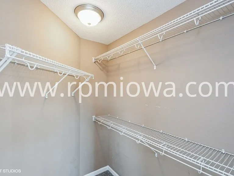 6905 Jack London Dr — Photo 12