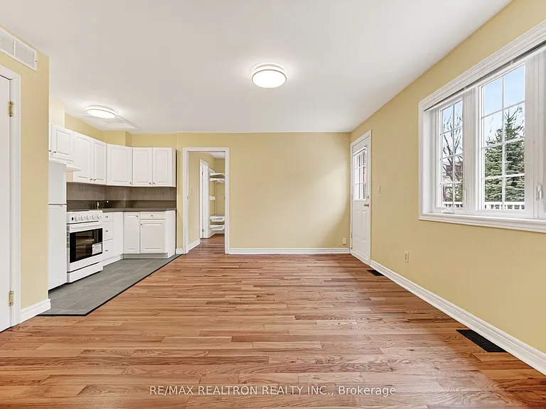 454 Donlands Ave #A3 — Photo 13