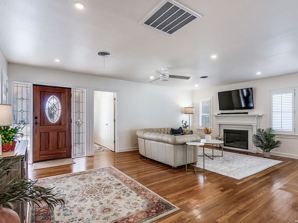 325 Canterbury Hill, San Antonio, TX 78209 | Zillow