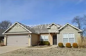 2900 SW Wentworth Ave — Photo 1