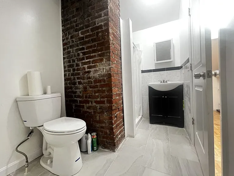 103 Saint Andrew Rd #2 — Photo 16