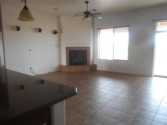 5th image of 7800 E 36th Pl