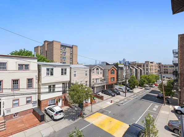 520 New York Avenue image 11 of 11