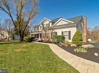 176 Sunset View Dr, Doylestown, PA 18901