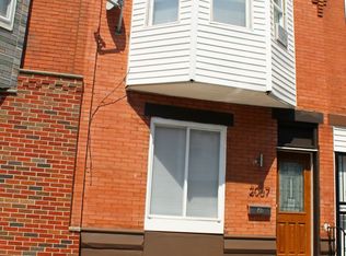 2067 Emily St, Philadelphia, PA 19145