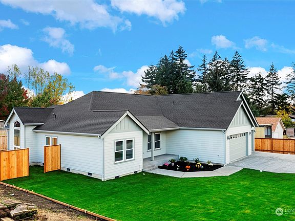 3rd image of 10415 20th Avenue Ct E