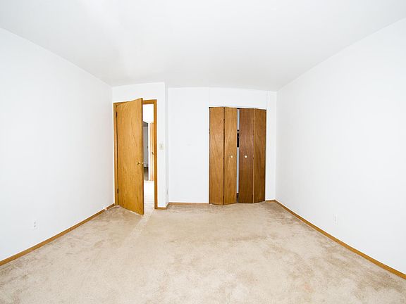4th image of 6033 Elm Ct APT 6