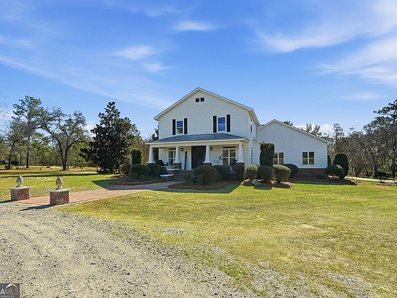 2nd image of 899 Foxboro Ln