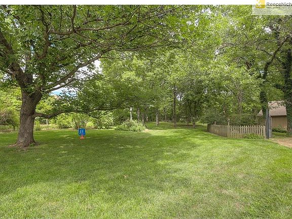 3rd image of 3810 W 171st St