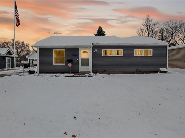 4020 Brookton Dr, South Bend, IN 46614