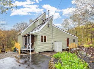 302 Andrews Rd, Wolcott, CT 06716