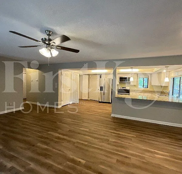 104 Lancers Loft — Photo 4