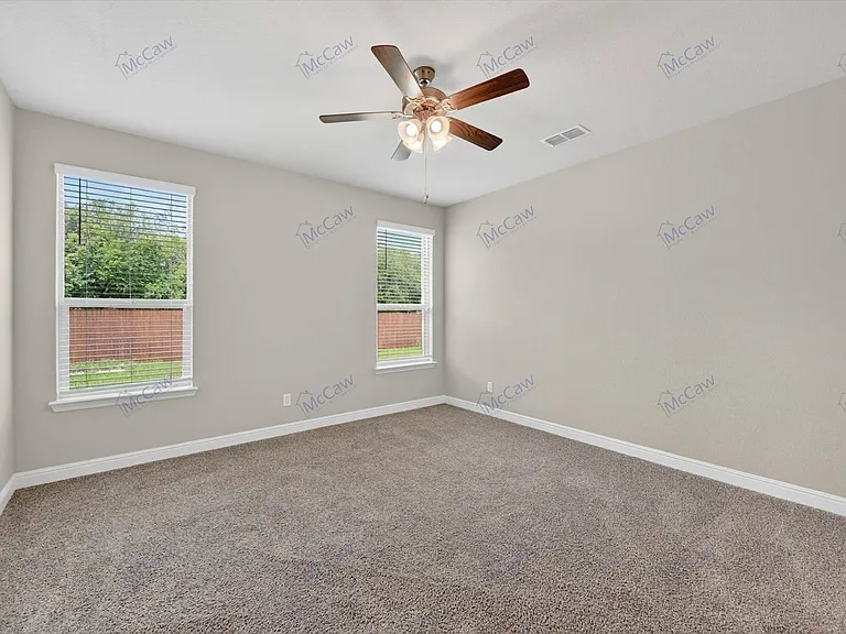 2521 Dunbarton Dr — Photo 9
