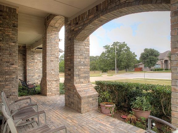 4th image of 4017 Chancery Ct